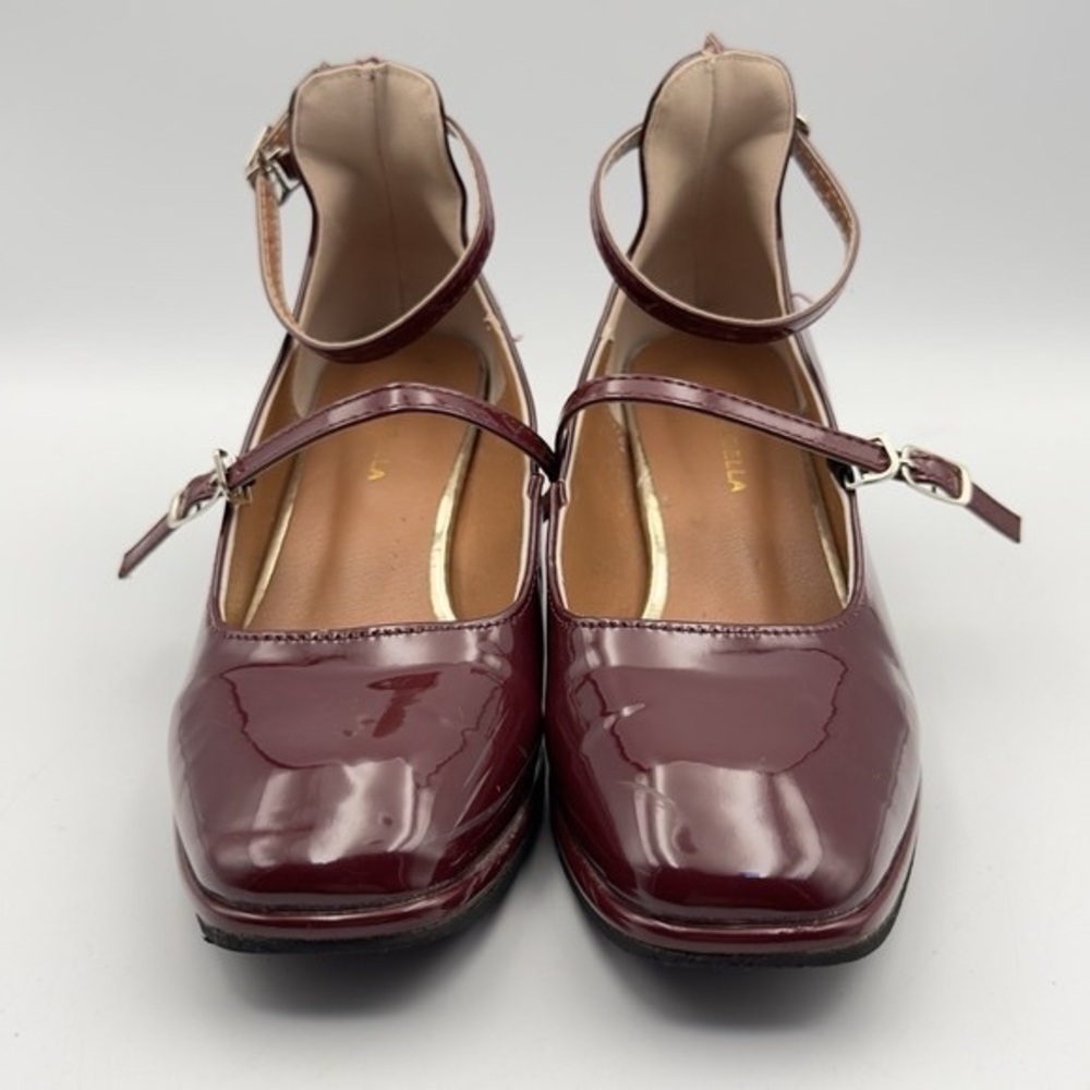 Chic Wine Mary Jane Heels
